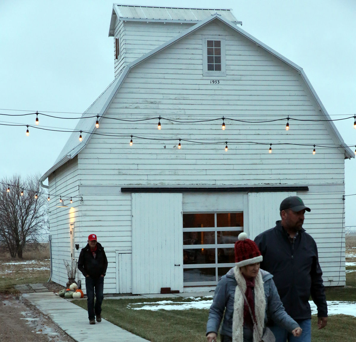Henderson Holiday Outbuilding Tour (6).jpg